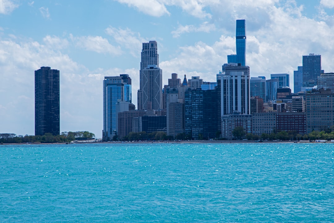 Candlewick Lake, IL Passport Guide: Steps & Local Facilities