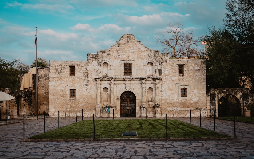 Complete Guide to Obtaining a Passport in La Moca Ranch, TX