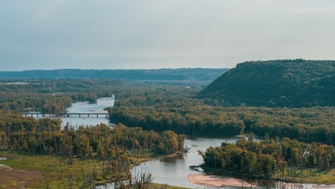 Getting a Passport in Deep River, Iowa: Local Steps & Facilities