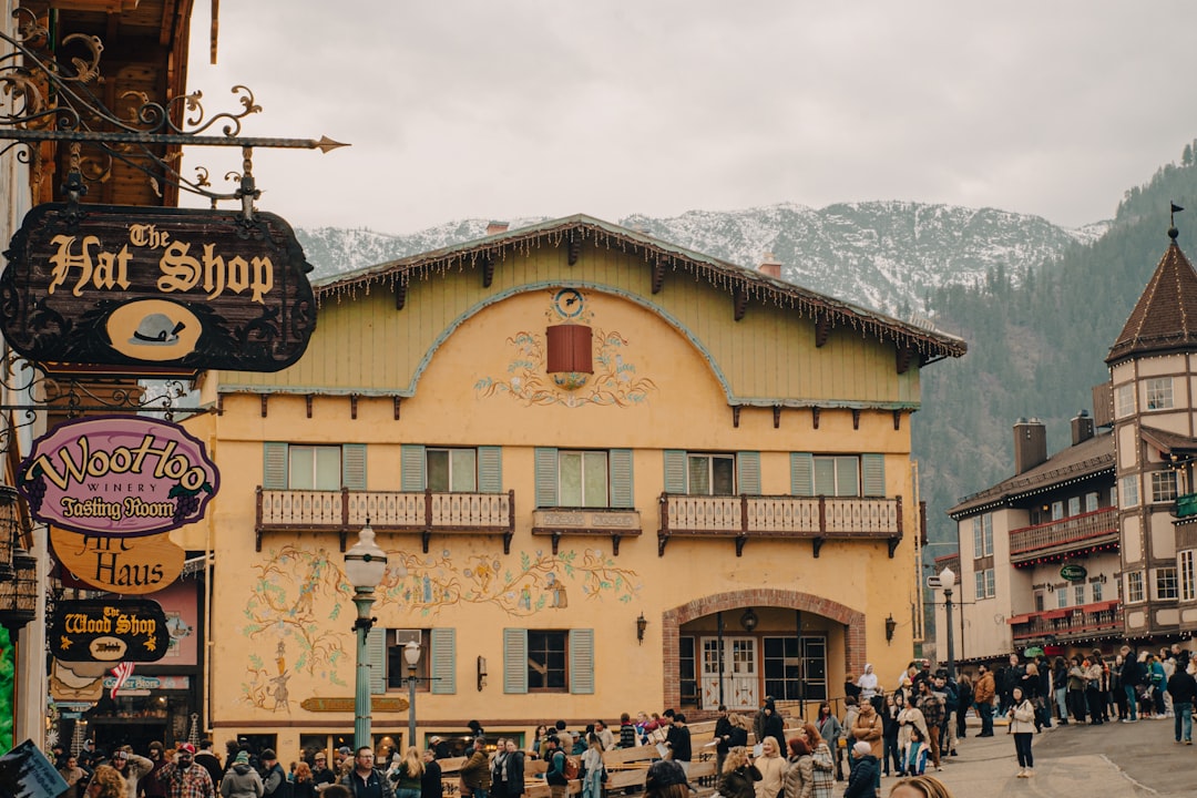 Guide to Passports in Lower Elochoman, WA: Facilities & Steps