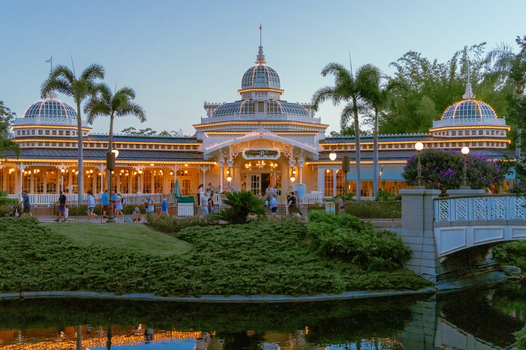 How to Get a Passport in Caryville, FL: Facilities & Tips