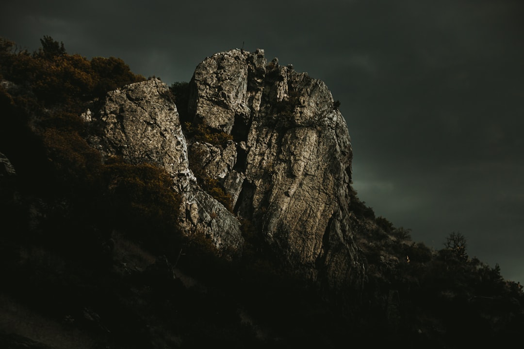 How to Get a Passport in Low Mountain, AZ: Steps & Facilities