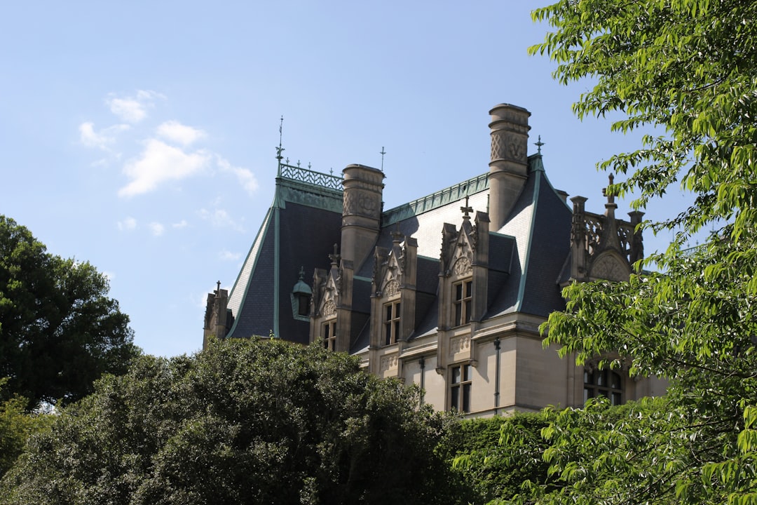 How to Get a Passport in Montreat NC: Facilities & Steps