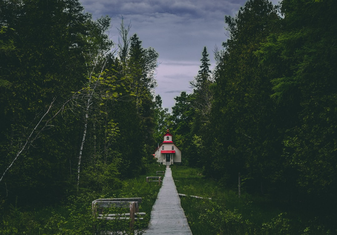 How to Get Passport in Leopolis, WI: Forms & Facilities