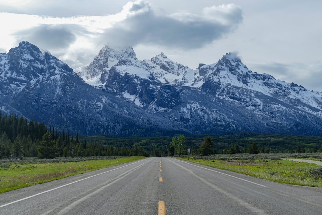 Passport Services Guide for Meadow Acres, WY Residents