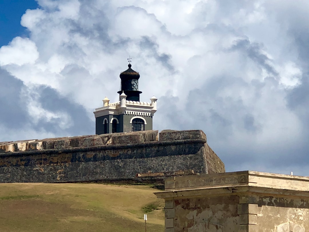 Piñas PR Passport Guide: Comerío Facilities, Forms & Fees